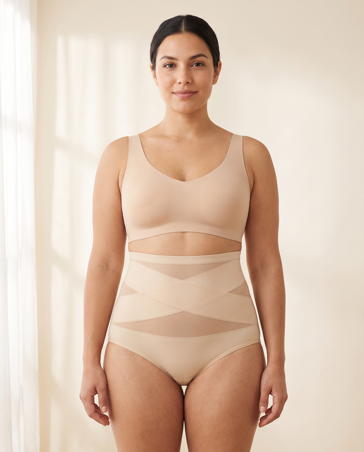 Culotte gainante beige portée
