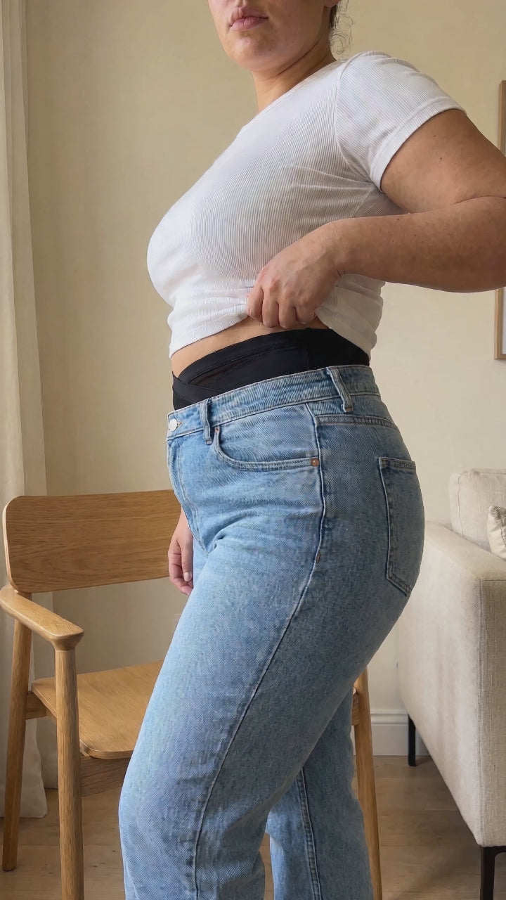 Vidéo : la culotte gainante ne roule pas en position assise